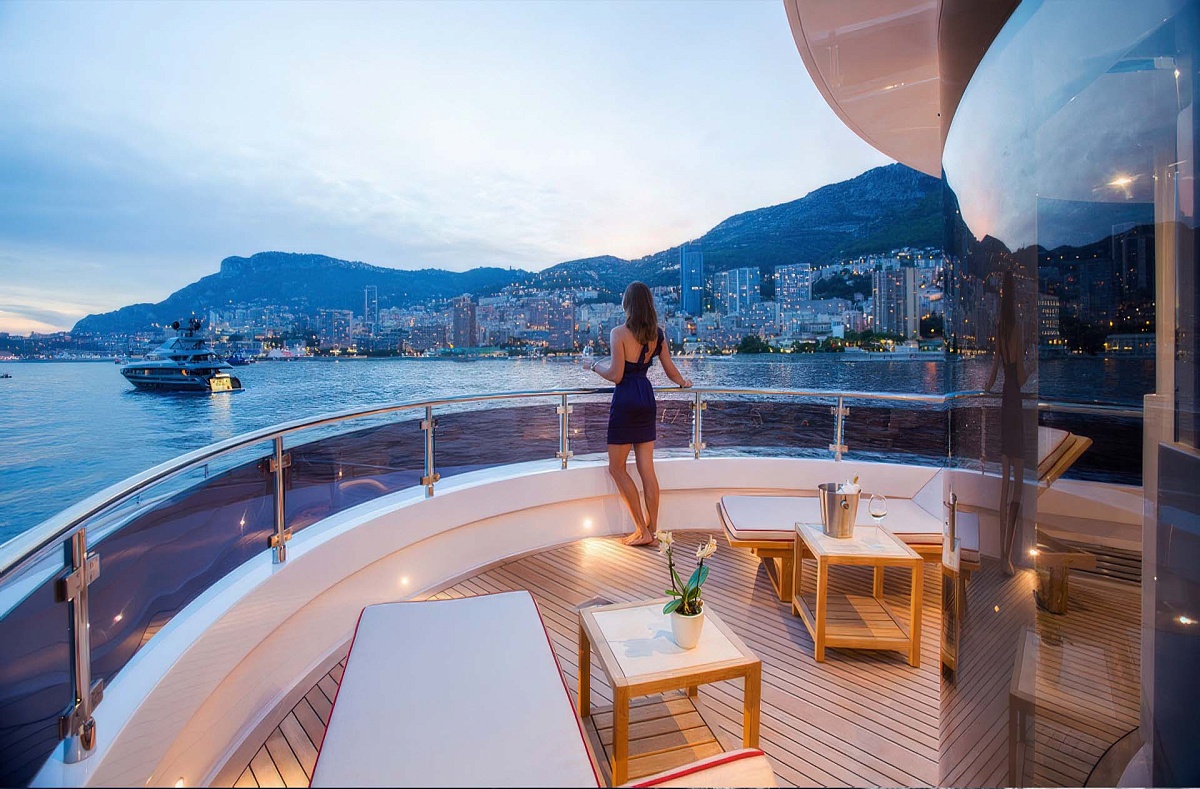 Аренда мега яхты Navetta 30 GATSBY в Италии, Амальфи